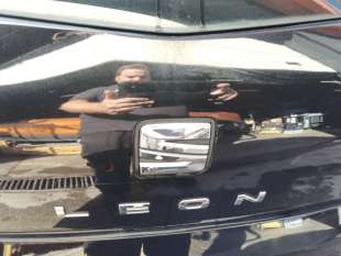 Recambio de maneta exterior porton para seat leon (5f1) 2012-2021 1.6 tdi referencia OEM IAM 5F0827565D  
