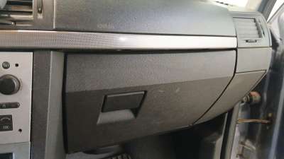 Recambio de guantera para opel meriva a monospace (x03) 2003-2010 1.8 (e75) referencia OEM IAM 13119314 13119314 