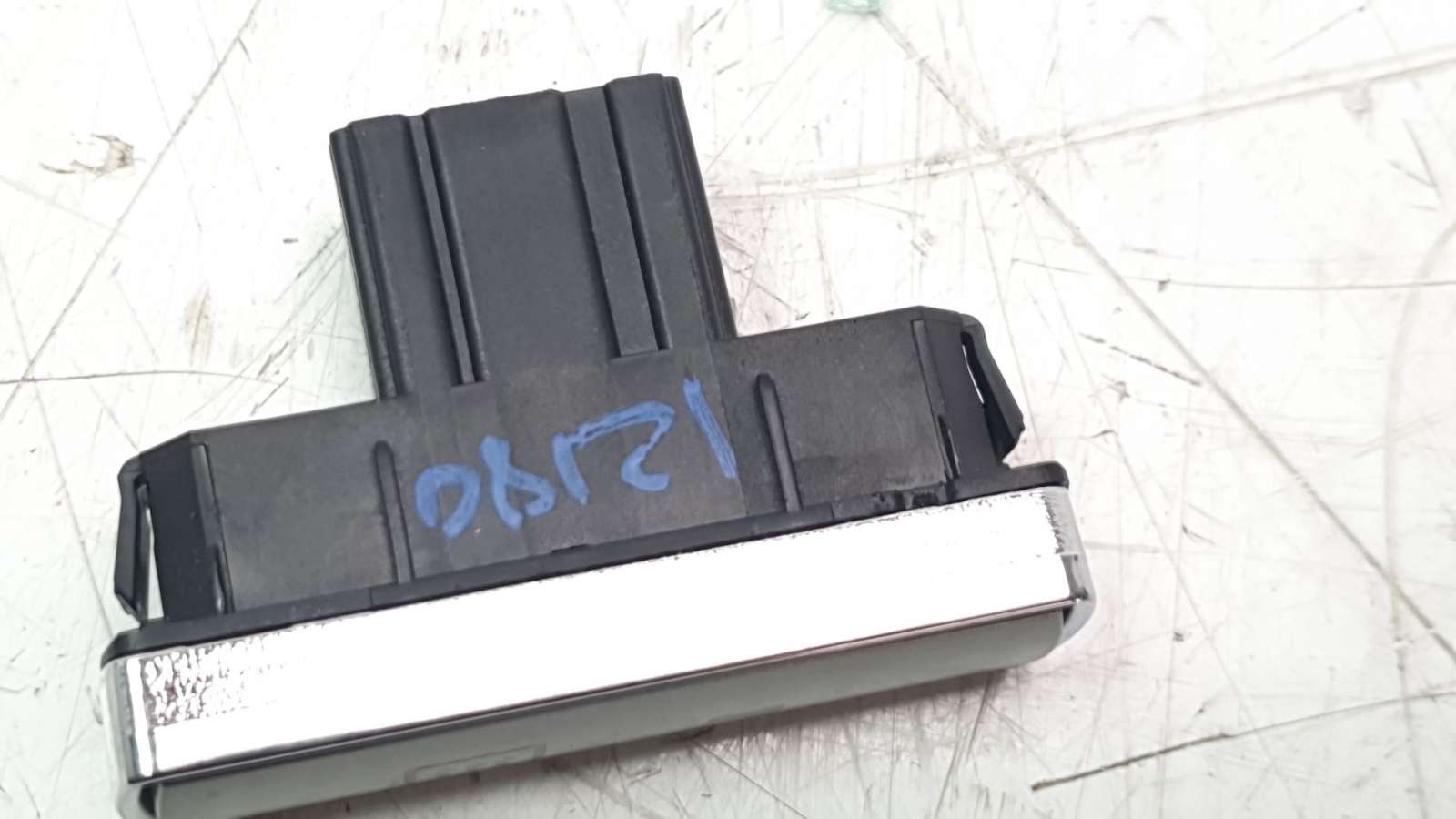 Recambio de interruptor para ford s-max (wa6) 2006-2014 2.0 tdci referencia OEM IAM 6M2T18C621   Recambio de interruptor para ford s-max (wa6) 2006-2014 2.0 tdci referencia OEM IAM 6M2T18C621