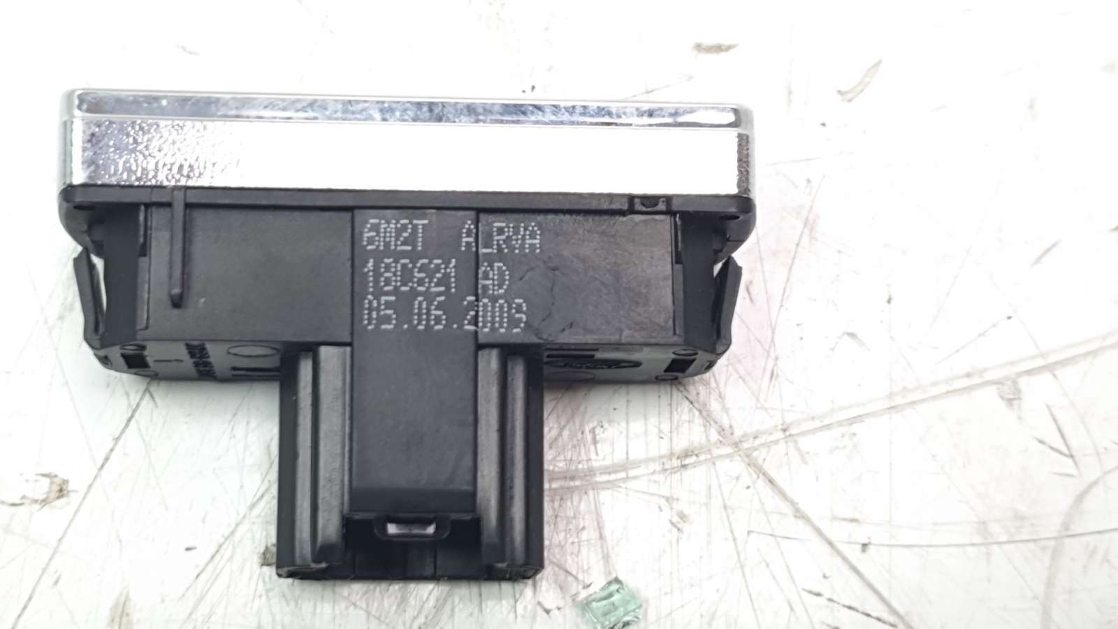 Recambio de interruptor para ford s-max (wa6) 2006-2014 2.0 tdci referencia OEM IAM 6M2T18C621   Recambio de interruptor para ford s-max (wa6) 2006-2014 2.0 tdci referencia OEM IAM 6M2T18C621