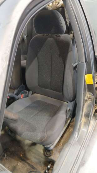 Recambio de asiento delantero izquierdo para hyundai accent ii (lc) 1999-2012 1.3 referencia OEM IAM 8831025050 8831025050 
