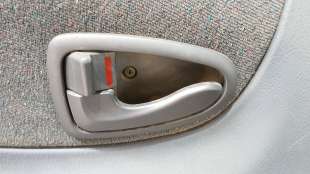 Recambio de maneta interior trasera izquierda para hyundai accent ii (lc) 1999-2012 1.3 referencia OEM IAM  8261025000 