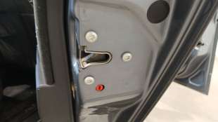 Recambio de cerradura puerta trasera derecha para opel astra h (a04) 2004-2014 1.7 cdti (l48) referencia OEM IAM 13210739 132107