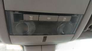 Recambio de luz interior delantera central para opel astra h (a04) 2004-2014 1.7 cdti (l48) referencia OEM IAM 13111825 13111825