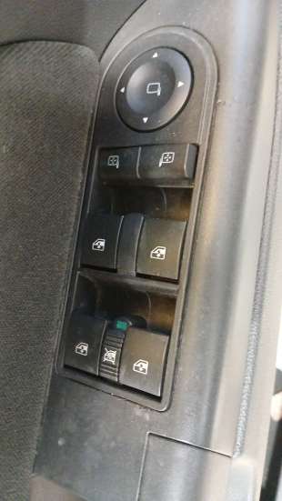 Recambio de mando elevalunas delantero izquierdo para opel astra h (a04) 2004-2014 1.7 cdti (l48) referencia OEM IAM 13228877 13