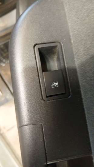 Recambio de mando elevalunas trasero derecho para opel astra h (a04) 2004-2014 1.7 cdti (l48) referencia OEM IAM 13228882 132288