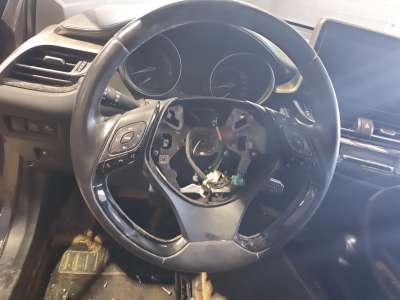 Recambio de volante para toyota c-hr 2016- hybrid active referencia OEM IAM 45100F4020C1  