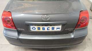 toyota avensis sedán (_t25_) 2003-2008 del año 2006