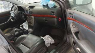 toyota avensis sedán (_t25_) 2003-2008 del año 2006