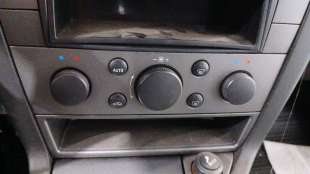 Recambio de mando calefaccion / aire acondicionado para opel vectra c (z02) 2002-2009 2.2 dti 16v (f69) referencia OEM IAM 13138