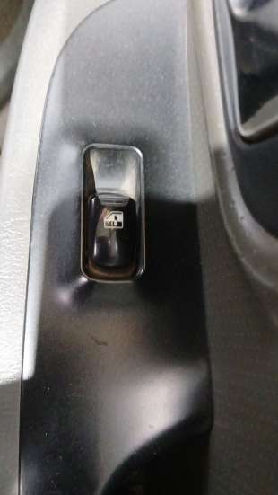 Recambio de mando elevalunas trasero derecho para hyundai santa fé i (sm) 2000-2006 2.0 crdi referencia OEM IAM 9358026100 93580