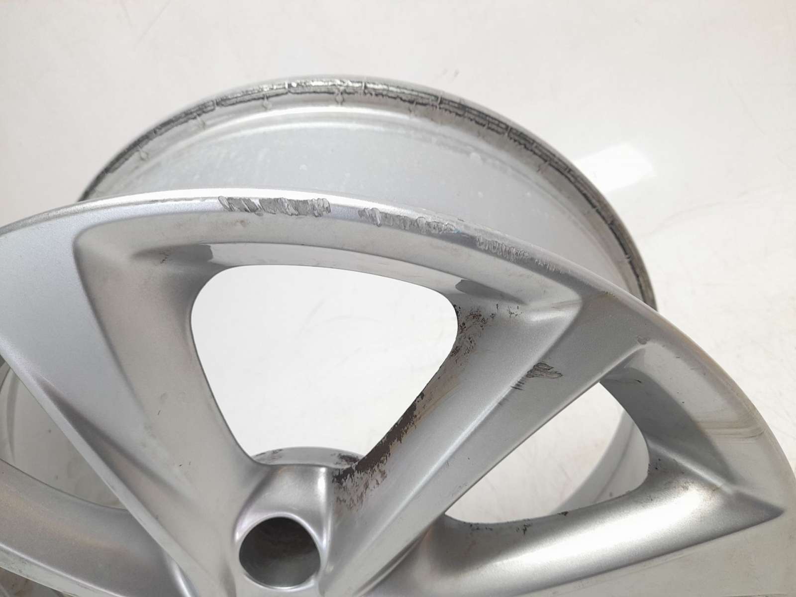 Recambio de llanta para opel corsa f (p2jo) 2019- 1.2 (68) referencia OEM IAM 9832277280   Recambio de llanta para opel corsa f (p2jo) 2019- 1.2 (68) referencia OEM IAM 9832277280