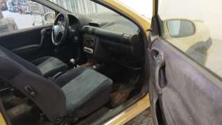 opel corsa b (s93) 1993-2002 del año 1999