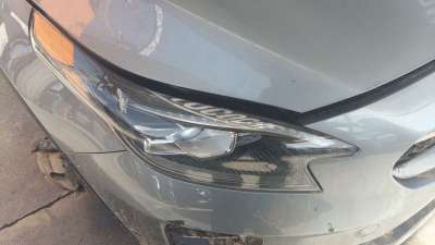 Recambio de faro derecho para kia xceed 2019- business referencia OEM IAM 92102J7300  