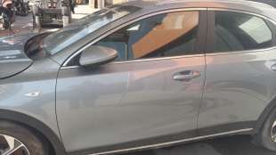 Recambio de puerta delantera izquierda para kia xceed 2019- business referencia OEM IAM 76003J7800  