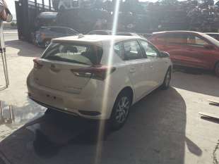 toyota auris (_e18_) 2012-2018 del año 2017 2