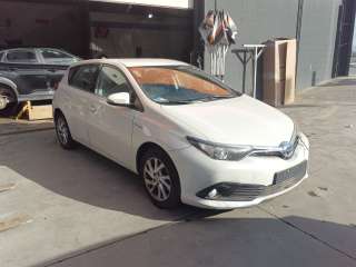 toyota auris (_e18_) 2012-2018 del año 2017