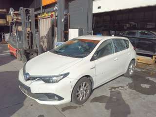 toyota auris (_e18_) 2012-2018 del año 2017