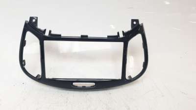 Recambio de moldura para nissan juke (f15) 2010-2019 ultimate edition referencia OEM IAM 68260BX60A  