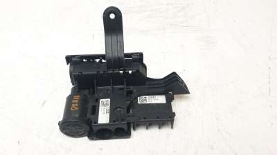 Recambio de caja reles / fusibles para audi a4 avant (8w5) 2015-2019 básico referencia OEM IAM 8W0941823  