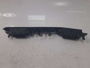 Recambio de aireador central para renault captur ii 2019- techno referencia OEM IAM 687605844R   2