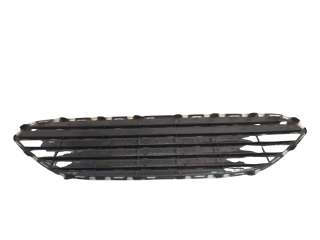 Recambio de rejilla paragolpes central para ford fiesta (ccn) 2012-2017 referencia OEM IAM 1778257 107105705 FD3462001 / 402156A