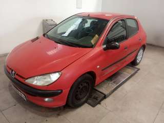 peugeot 206 berlina 1998-2010 del año 2001
