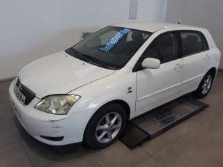 toyota corolla (e11) 1999-2002 del año 2002