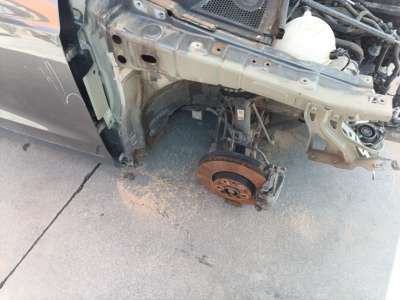 Recambio de mangueta delantera derecha para audi q3 (8ug) 2014-2018 base referencia OEM IAM 1K0407256AA  