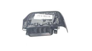 Recambio de aireador derecho para renault clio v 2019- business edition referencia OEM IAM 687608207R  