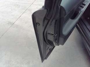 Recambio de cerradura puerta delantera izquierda para lexus is iii (_e3_) 2013- 300h (ave30_) referencia OEM IAM 6904053100  