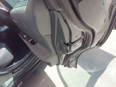 Recambio de cerradura puerta trasera derecha para lexus is iii (_e3_) 2013- 300h (ave30_) referencia OEM IAM 6905033131  