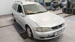 opel vectra b station wagon (j96) 1996-2003 del año 1999