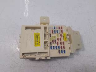 Recambio de caja reles / fusibles para hyundai ix35 2010-2015 1.7 crdi cat referencia OEM IAM 919502S721  