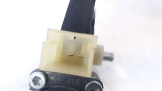 Recambio de motor elevalunas delantero izquierdo para audi a4 avant (8w5) 2015-2019 básico referencia OEM IAM 8W0959801  