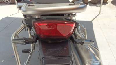Recambio de piloto trasero central para bmw f 900 gs adventure - 895 cm3 referencia OEM IAM 63218525603  