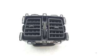 Recambio de aireador central para renault captur ii 2019- techno referencia OEM IAM 687609213R  