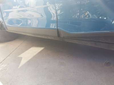 Recambio de estribos laterales para kia stonic (yb) 2017- 1.0 t-gdi eco-dynamics+ referencia OEM IAM 87751H8400  
