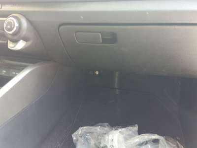 Recambio de guantera para kia stonic (yb) 2017- 1.0 t-gdi eco-dynamics+ referencia OEM IAM 84510H8000WK  