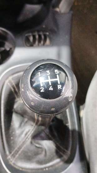 Recambio de pomo palanca cambio para hyundai santa fé i (sm) 2000-2006 2.0 crdi referencia OEM IAM 4371126100 4371126100 
