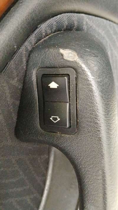 Recambio de mando elevalunas trasero izquierdo para bmw 5 (e39) 1995-2003 530 d referencia OEM IAM 61318368974 61318368974 