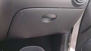 Recambio de guantera para seat leon (1p1) 2005-2013 1.6 tdi referencia OEM IAM 1P1857121A1MM 1P1857121D1MM 