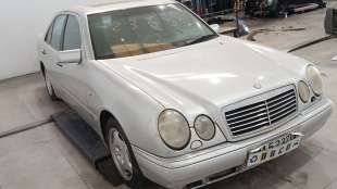 mercedes-benz clase e (w210) 1995-2003 del año 1998