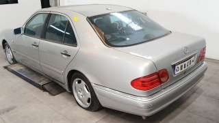 mercedes-benz clase e (w210) 1995-2003 del año 1998