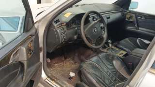 mercedes-benz clase e (w210) 1995-2003 del año 1998