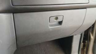 Recambio de guantera para kia carnival ii (gq) 1999-2007 2.9 crdi referencia OEM IAM 0K53A64030A44 0K53A64030A44 