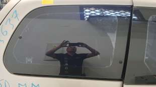 Recambio de luna custodia trasera derecha para kia carnival ii (gq) 1999-2007 2.9 crdi referencia OEM IAM 0K55362511B 0K55362511