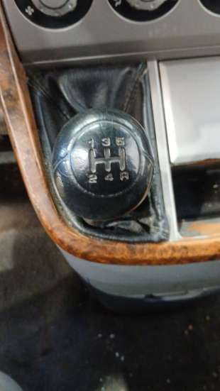 Recambio de pomo palanca cambio para kia carnival ii (gq) 1999-2007 2.9 crdi referencia OEM IAM 0K24046030 0K24046030 