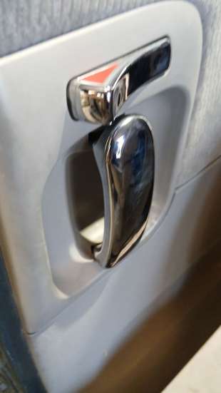 Recambio de maneta interior lateral derecha para kia carnival ii (gq) 1999-2007 2.9 crdi referencia OEM IAM 0K53Z72330CGE 0K53Z7