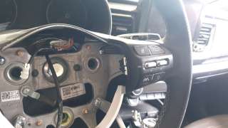 Recambio de volante para kia stonic (yb) 2017- 1.0 t-gdi eco-dynamics+ referencia OEM IAM 56100H8055WK  